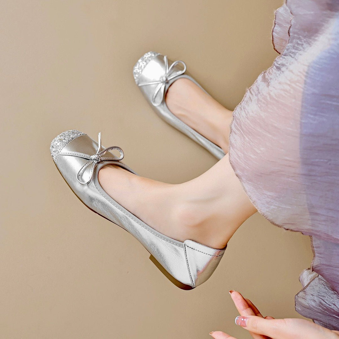 Chic women's square toe ballet flats, a stylish choice with a pretty bow for sophisticated comfort.