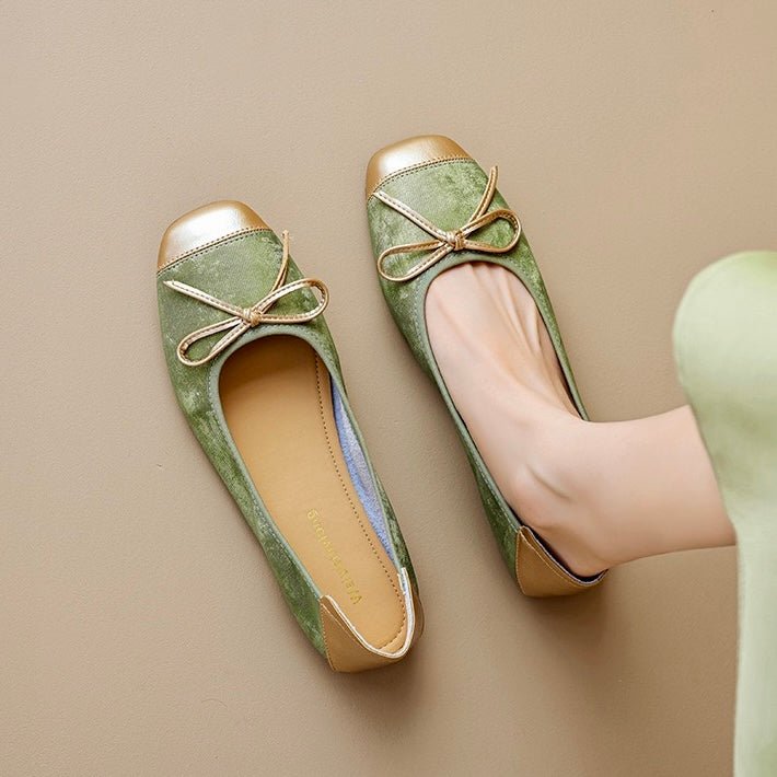 Fashionable women's square toe ballet flats, adorned with a sweet bow for chic and cozy wear.