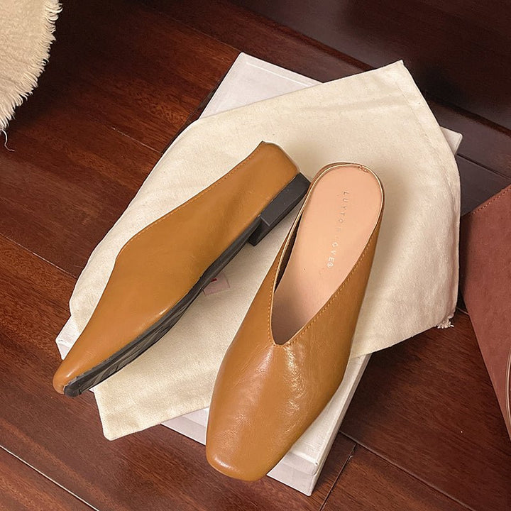 Elegant women's square toe slip-on flats for stylish casual & everyday wear.