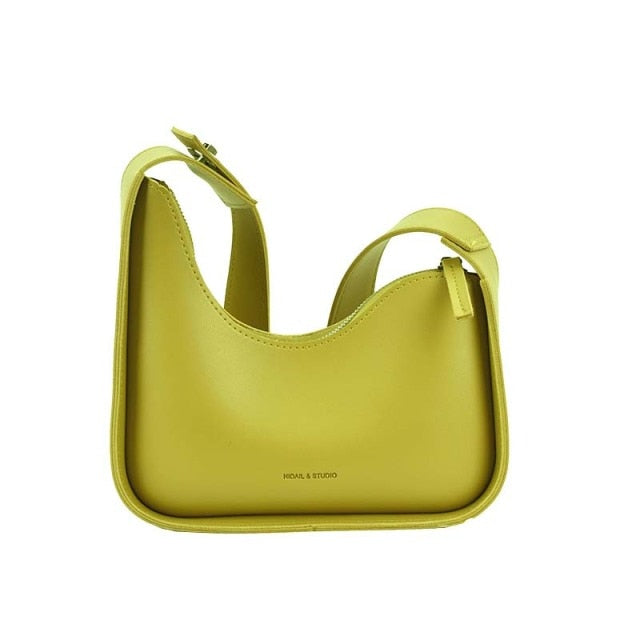 Stylish white wave design PU leather shoulder bag, a chic women's everyday handbag & fashion accessory.