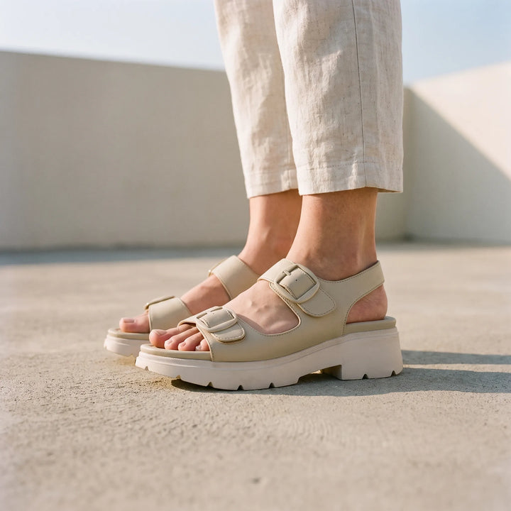 Women's chunky platform sandals with buckle strap, perfect for stylish summer comfort & everyday wear.