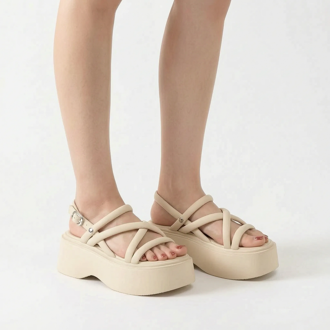 Effortless summer style with these women's chunky platform wedge sandals; comfortable and trendy footwear.