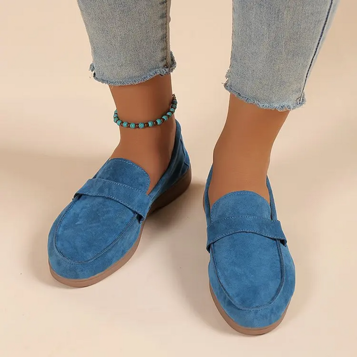 Elegant women's slip-on flats, a chic choice for everyday wear & versatile styling.