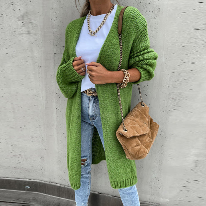 Cozy women's knit cardigan, perfect for winter warmth & stylish fall layering outfits.