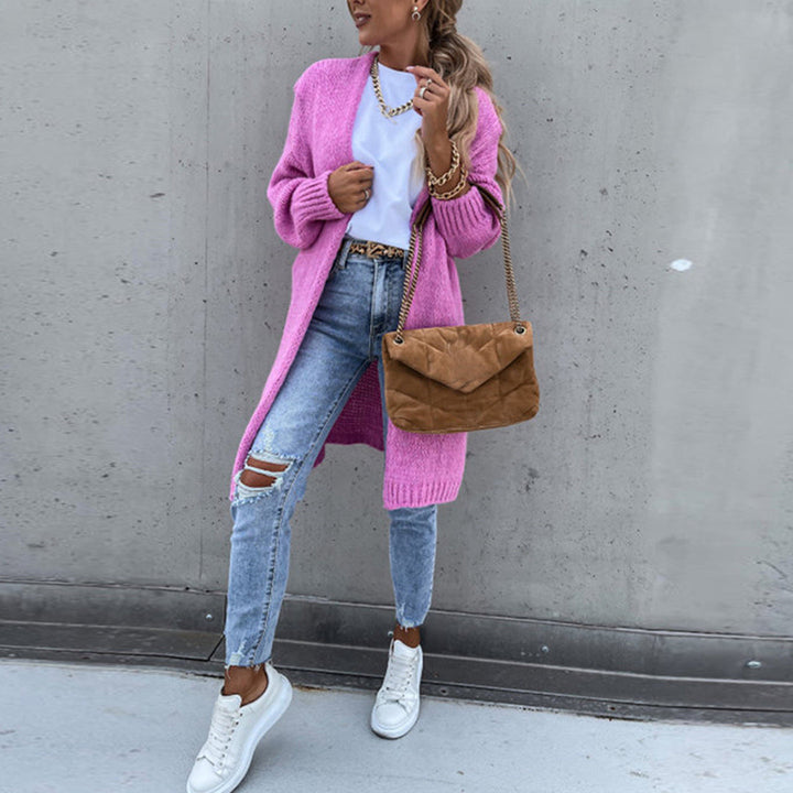 Soft women's long-sleeve cardigan, ideal for fall & winter layering and everyday style.
