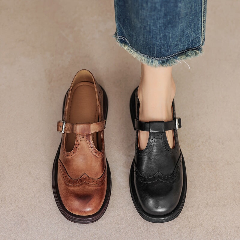 Women's comfortable flat Mary Jane sandals, ideal for everyday casual wear & spring summer outings.