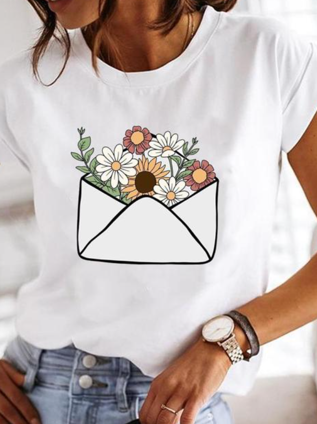 Comfortable women's short sleeve summer t-shirt. Classic relaxed fit, ideal for warm weather and daily wear.