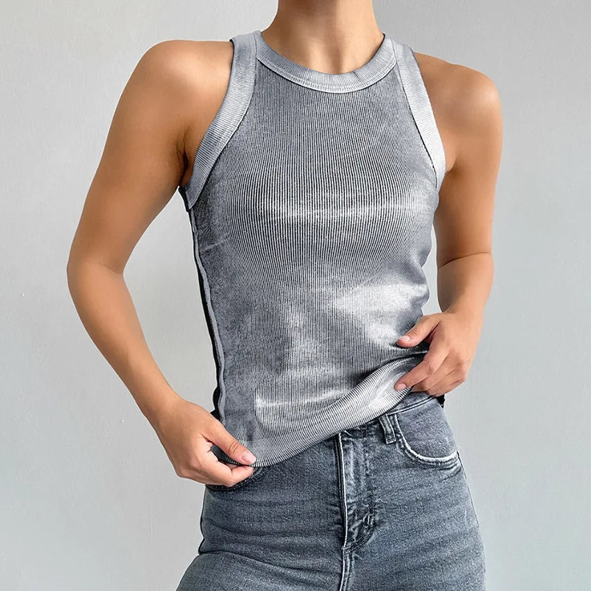 Modern women's sleeveless top, a comfortable and chic tank top for versatile everyday fashion.