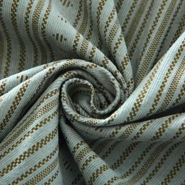 Relaxed fit women's striped button-down shirt with long sleeves, offering vintage style & everyday comfort.