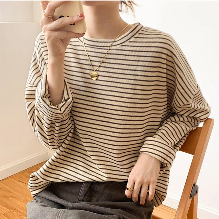 Women's classic striped crewneck top, relaxed fit for effortless everyday style.