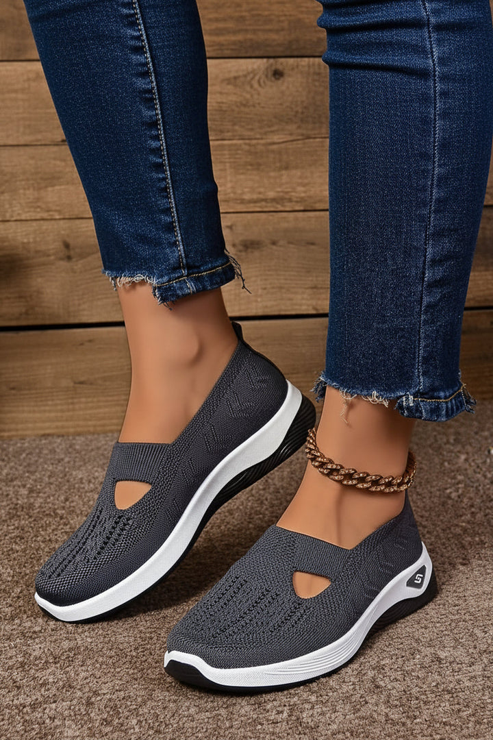 Breathable CloudStride women's comfort shoes, perfect for everyday walking, casual outings.