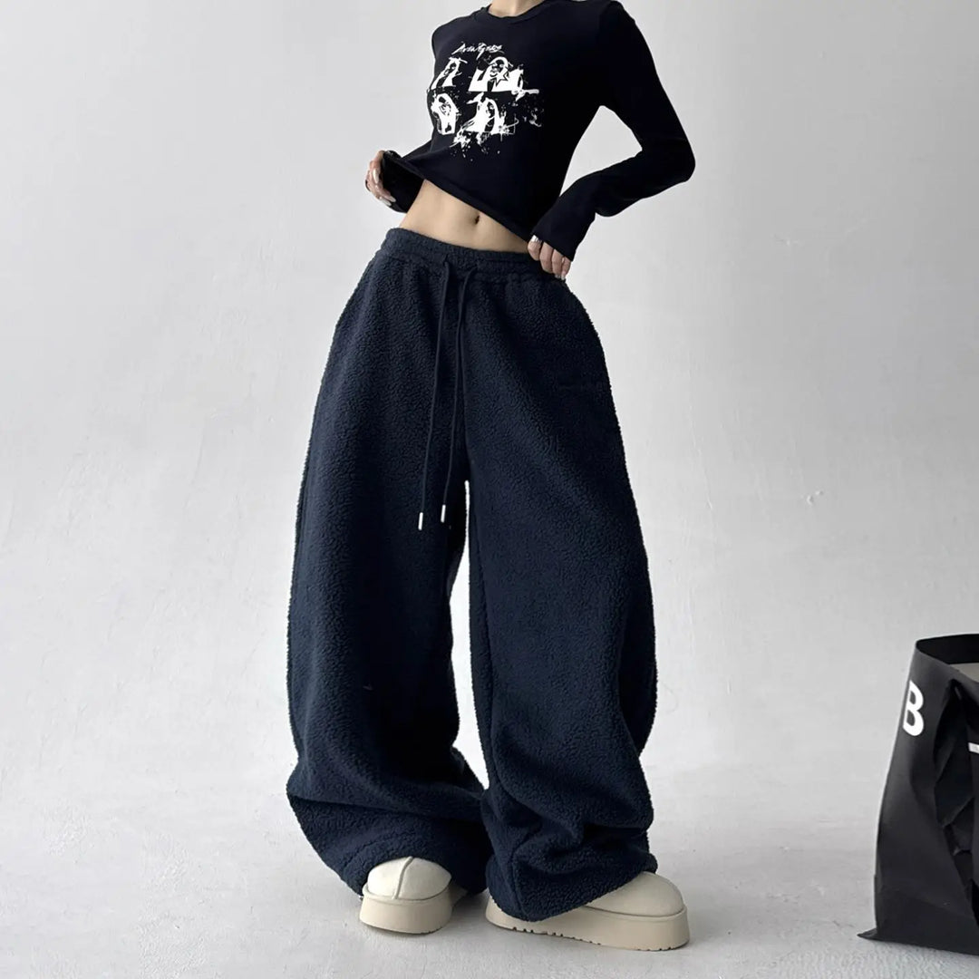 Relaxed fit women's Cloudwalk lounge pants, perfect cozy bottoms for comfortable casual wear & home.