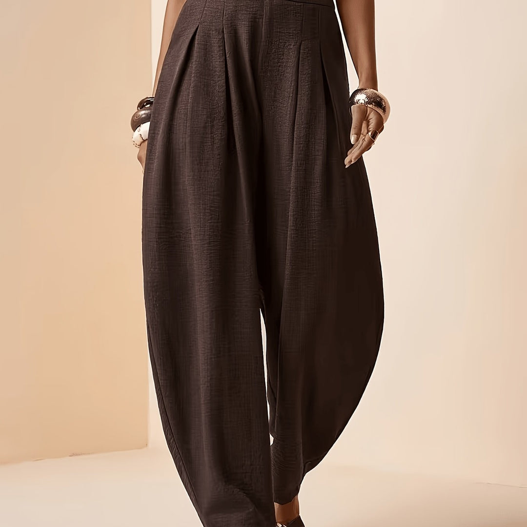Effortless women's coffee brown high-waist harem pants with tapered ankle. Ideal for comfortable, casual style.