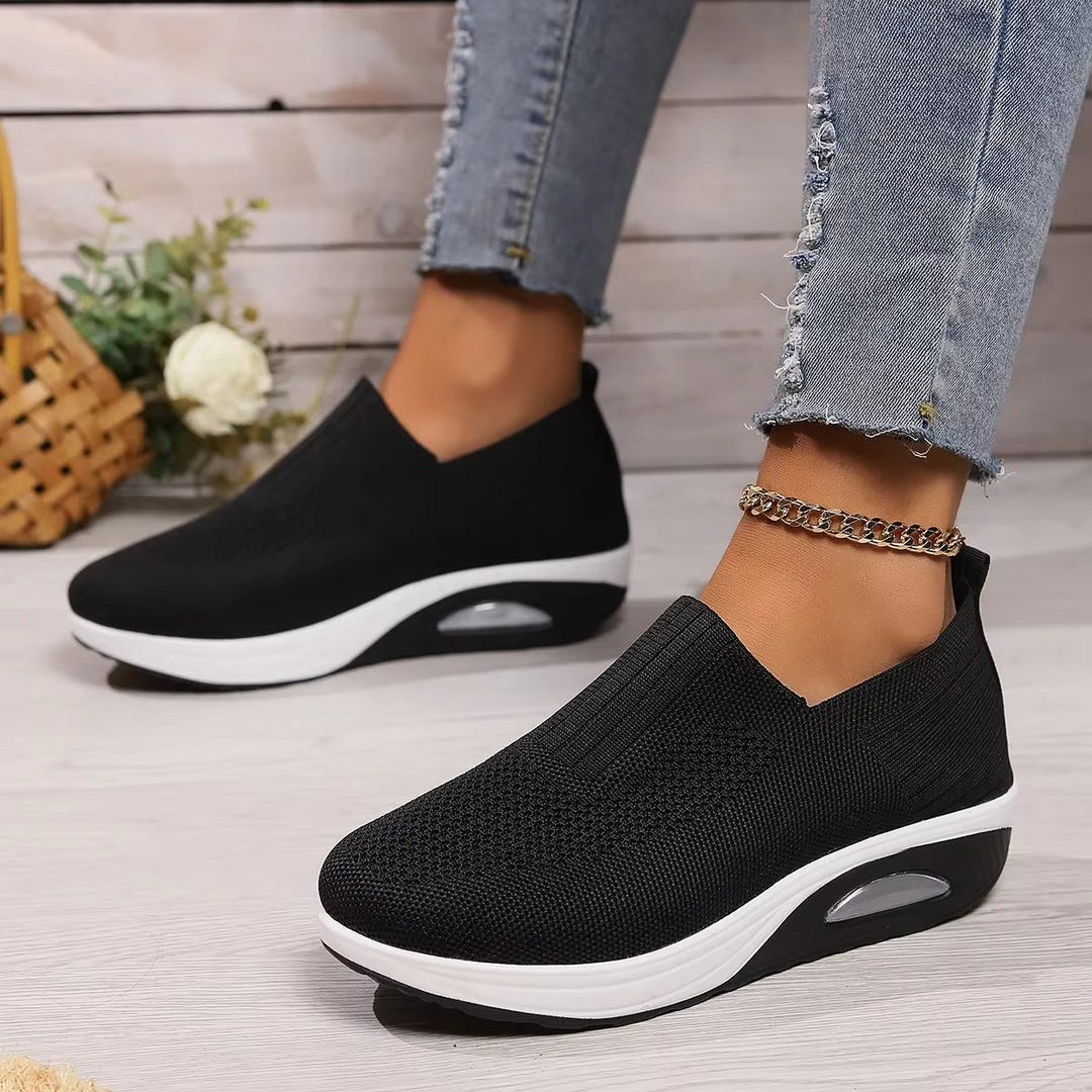 Orthopedic walking shoes for women. Features air-cushion technology for superior comfort and effective foot pain relief.