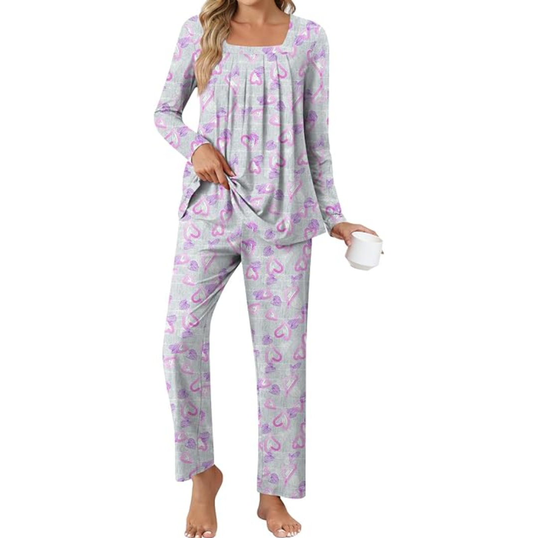 Relaxed fit women's loungewear, cozy 2-piece pajama set with convenient pockets