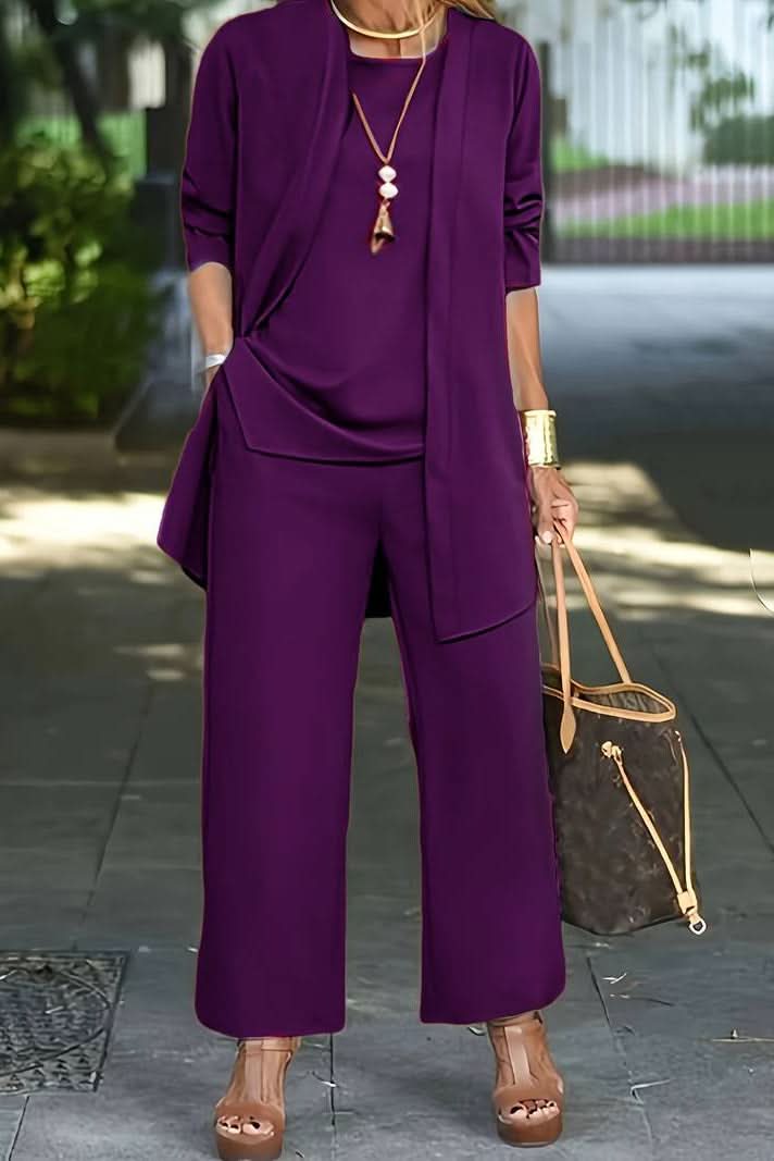 Lightweight women's 3-piece summer set, ideal for warm weather comfort and style.