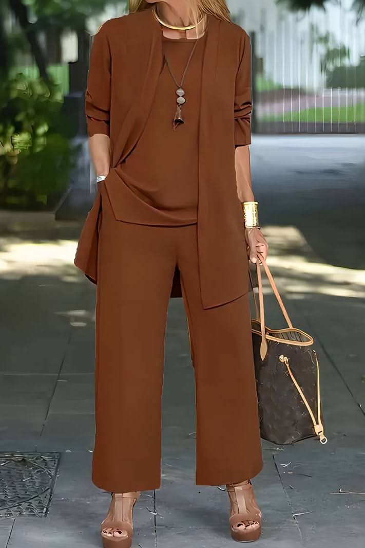 Ultra-comfortable women's 3-piece summer set, soft fabric for everyday loungewear.