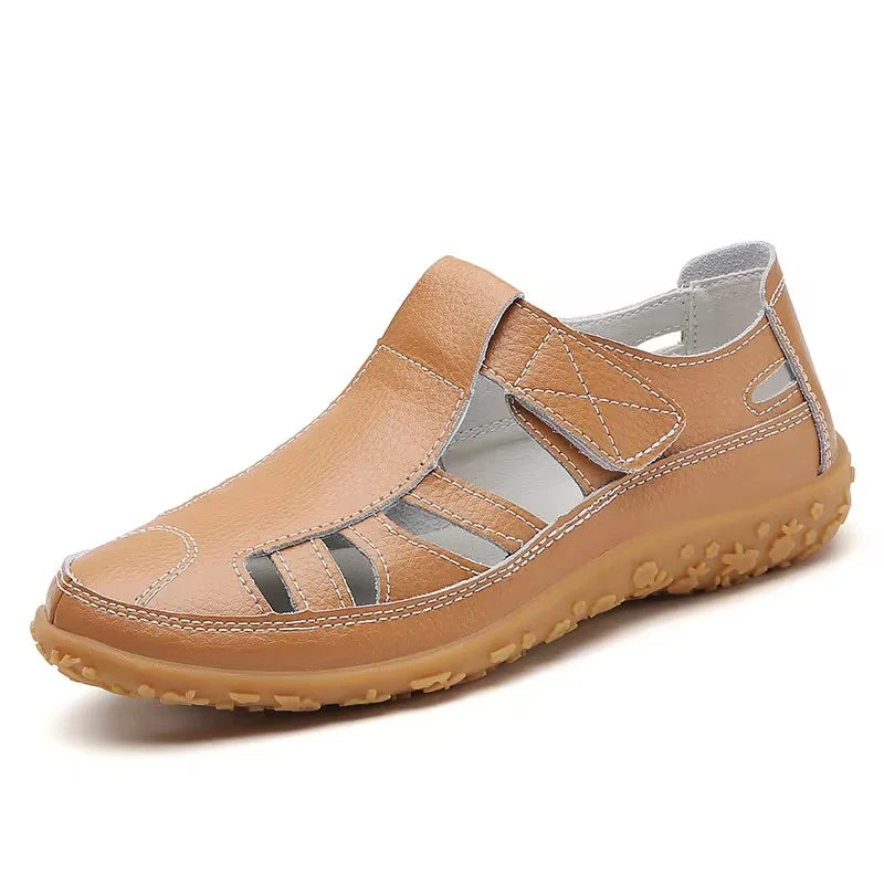 Ergonomic women's sandals, ensuring comfort, balance, and supportive everyday wear.