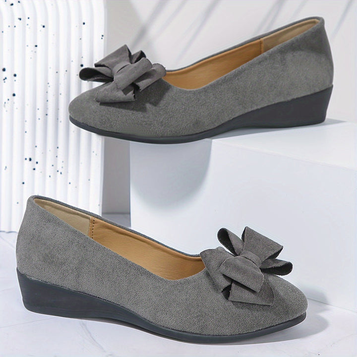 Brown women's casual wedge ballet flats, round toe, slip-on, with an attractive bow.