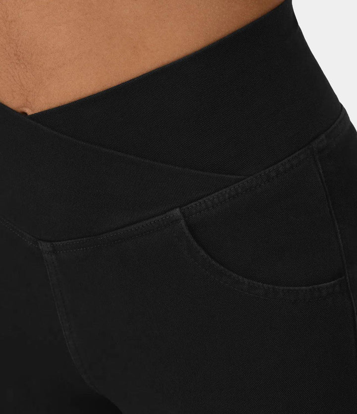 Flattering women's curvy high waist stretch jeans in light blue, combining comfort & style.