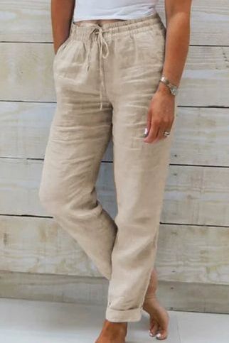 Stylish women's wide leg pants with a loose, flowy fit, perfect for everyday comfort and a relaxed look.