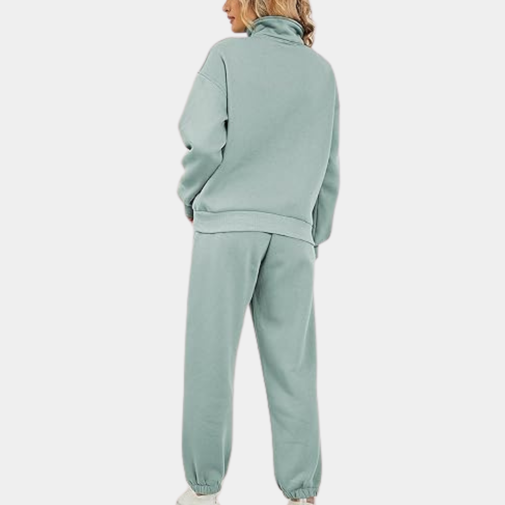 Pink women's casual jogging suit set. Versatile loungewear & activewear for comfort & style.