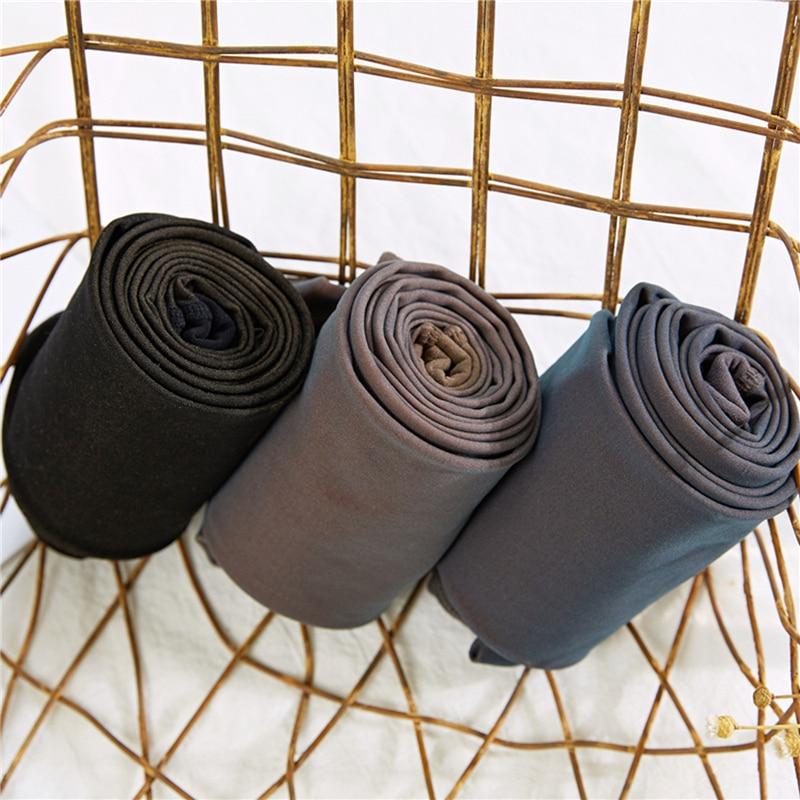 Comfortable women's insulated winter tights, ideal warm leggings for stylish cold weather fashion and layering.