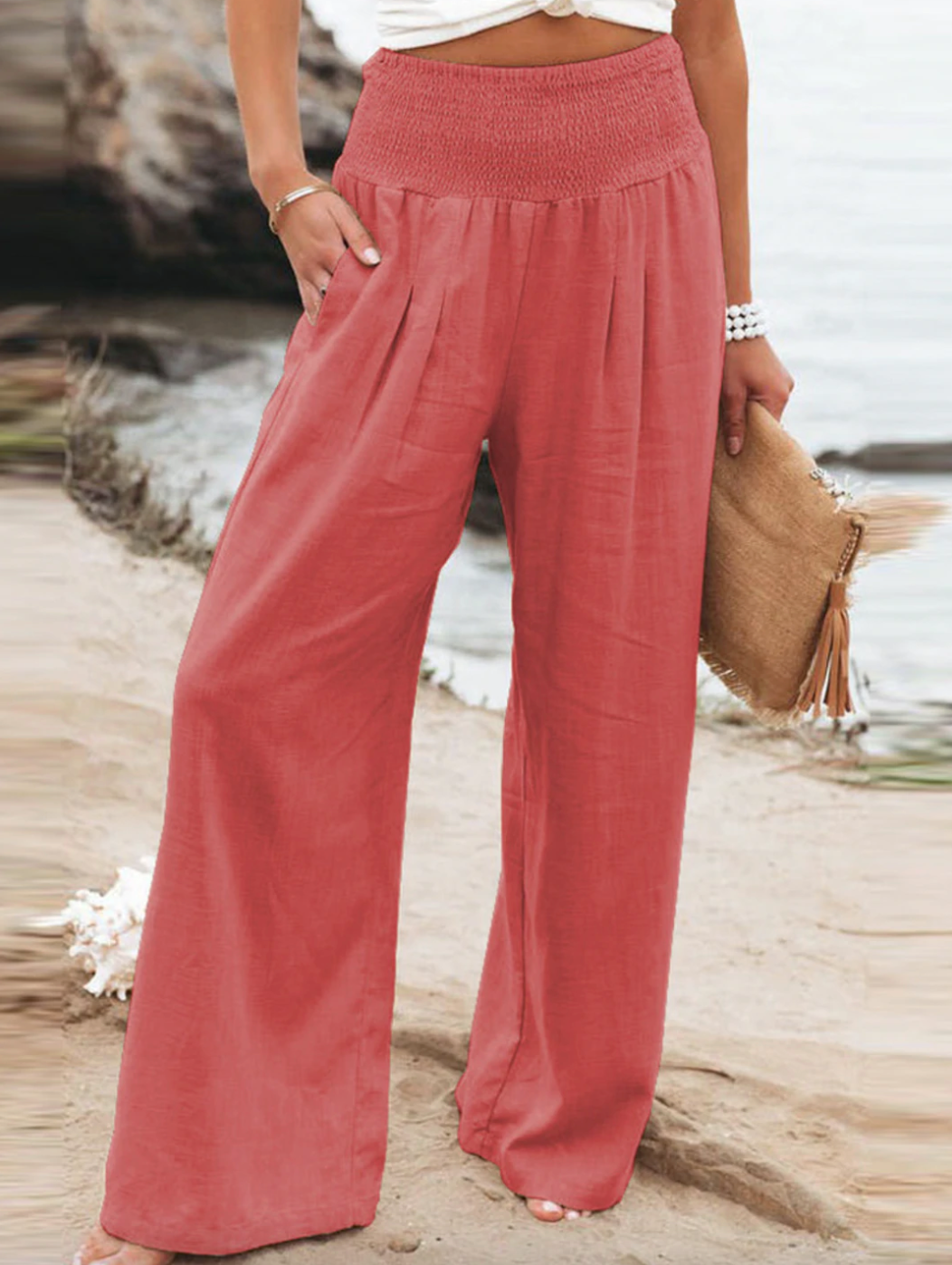 Women's comfortable loose fit linen cotton pants, a relaxed style for spring and summer.