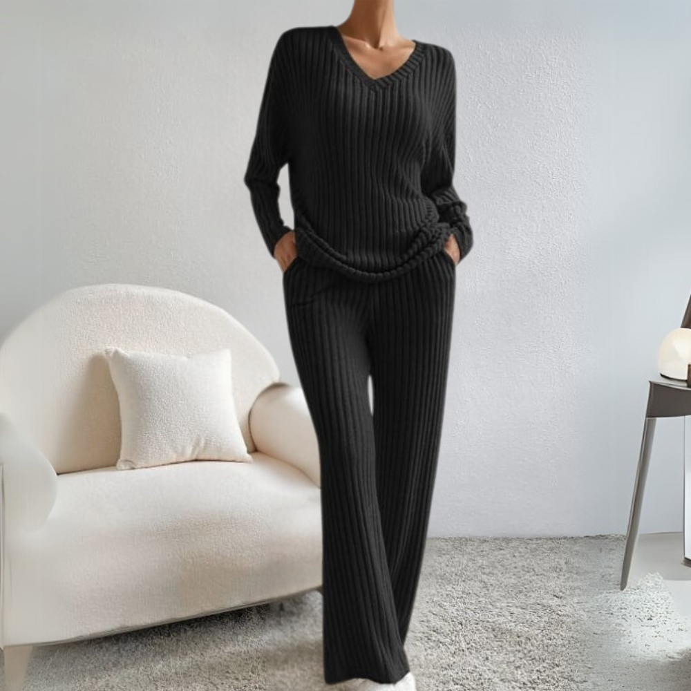 Relaxed fit women's Maren lounge set. Soft two-piece polyester ensemble for ultimate comfort and casual style.
