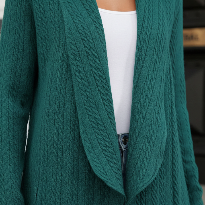 Stylish women's open front cardigan, a comfortable knitted sweater ideal for autumn fashion