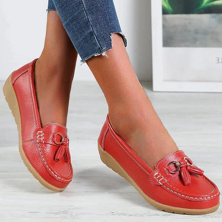 Women's best orthopedic loafers, combining supportive design, arch support, and luxurious all-day comfort.