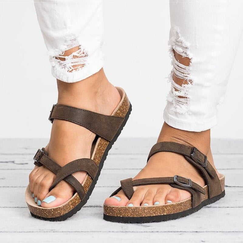 Adjustable strap women's orthopedic sandals, ideal for casual summer fashion & comfort.