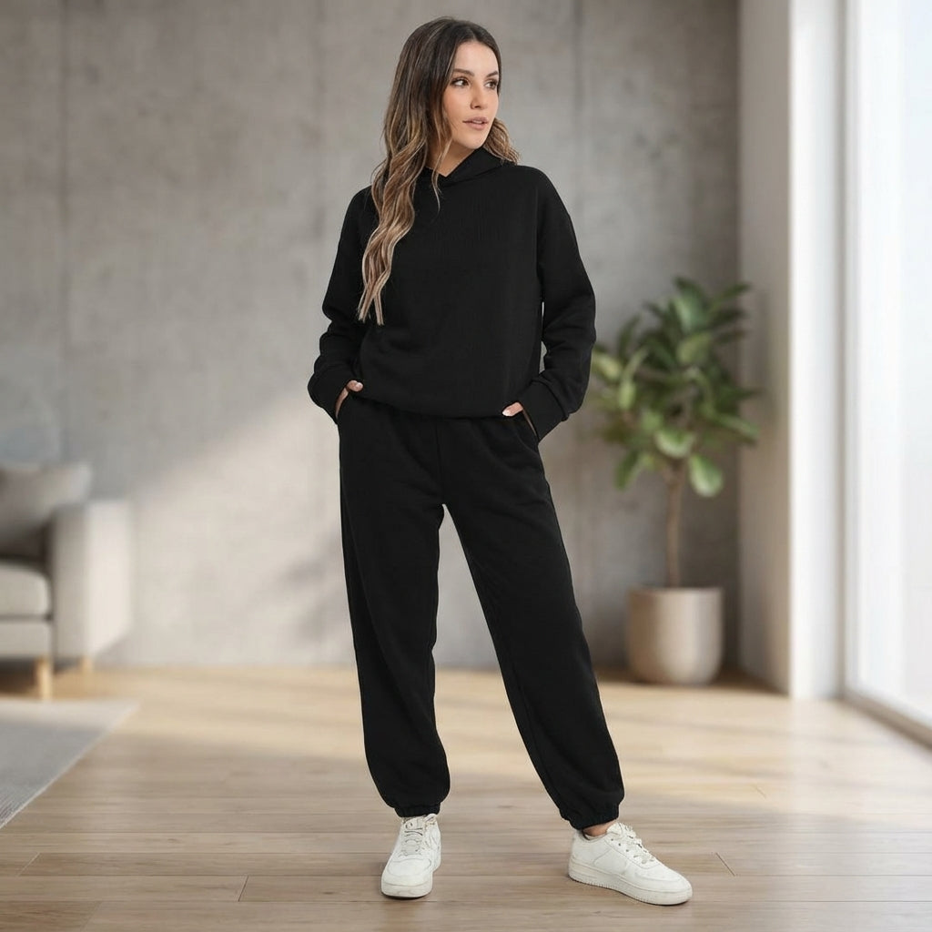 Women's comfortable purple athletic tracksuit set, perfect for all-season activewear and loungewear