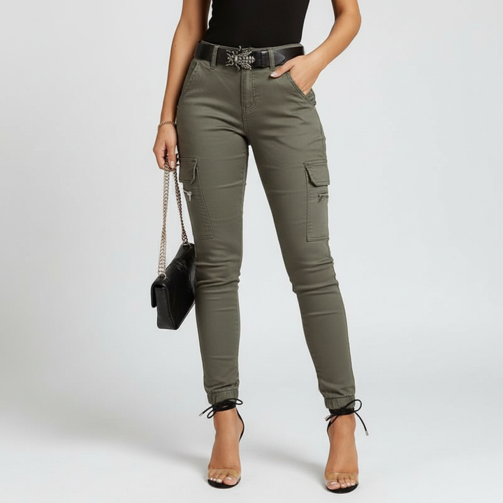 Regina women's cargo jeans with a fashionable, relaxed fit and elastic waistband