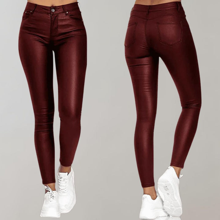 Stylish & comfortable Sienna women's trousers for versatile everyday wear. Ladies fashion with breathable fabric.