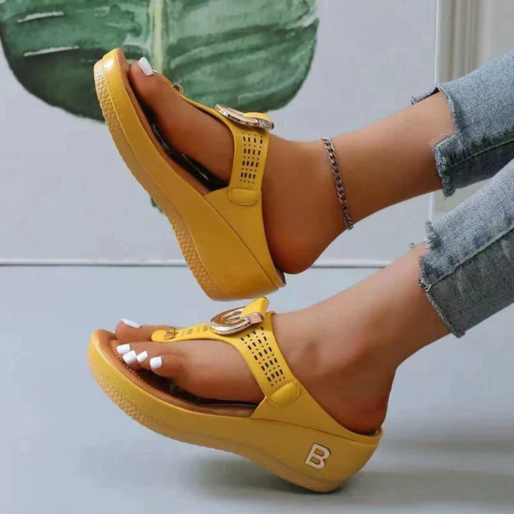 Women's daily wear sandals with superior comfort and supportive arch design.