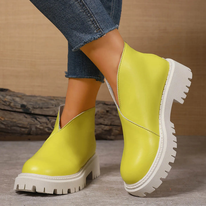 Women's casual colorful leather platform slip-on sandals, providing comfortable and fashionable footwear.
