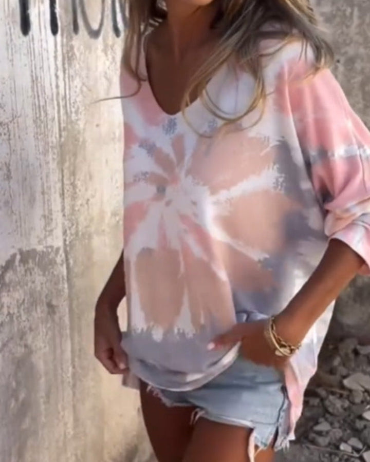 Easy care women's basic round neck top with short sleeves, a comfortable & versatile piece for daily fashion.