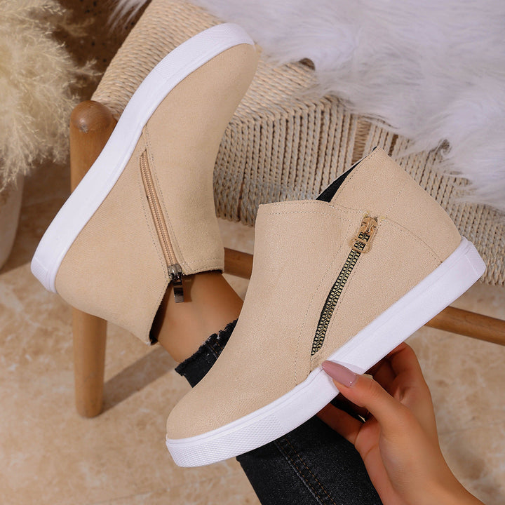 All-day comfort with these women's orthopedic zip sneakers, perfect for walking & versatile daily activities.