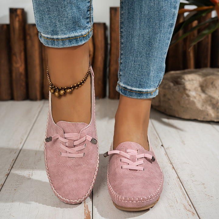 Top view: Women's casual slip-on shoes, ideal for sensitive feet. Features comfortable wide fit & arch support.