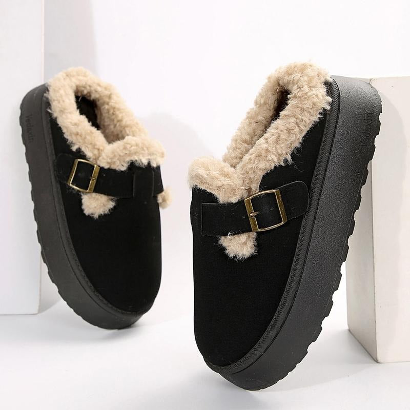 Comfortable women's clogs with a cozy lining and buckle detail. Perfect casual slip-on footwear for everyday style.