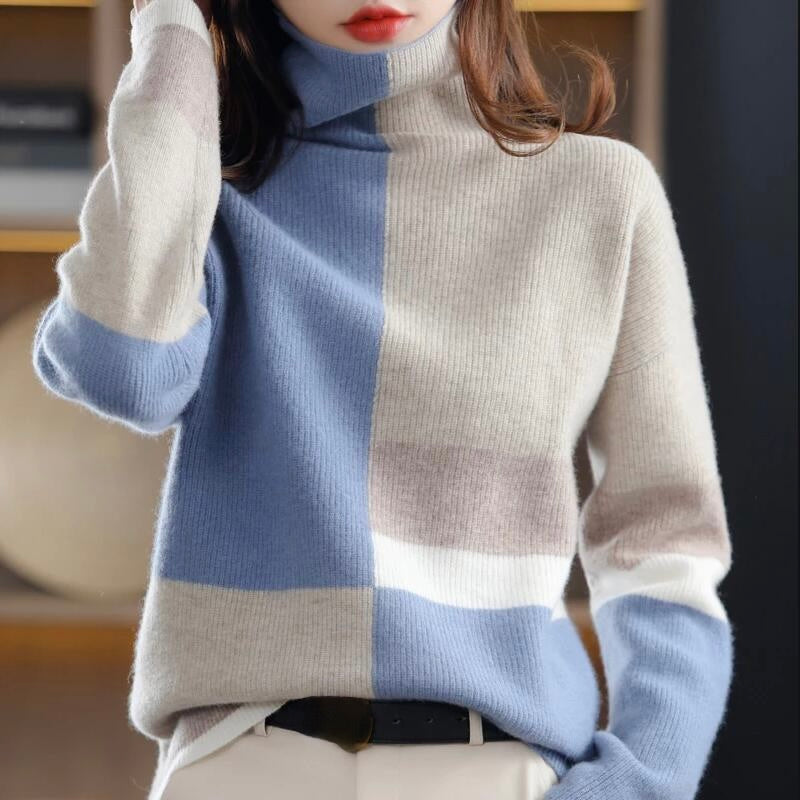 Women's cozy chic turtleneck sweater for fall & winter. Comfortable knitwear, perfect for elegant everyday style.