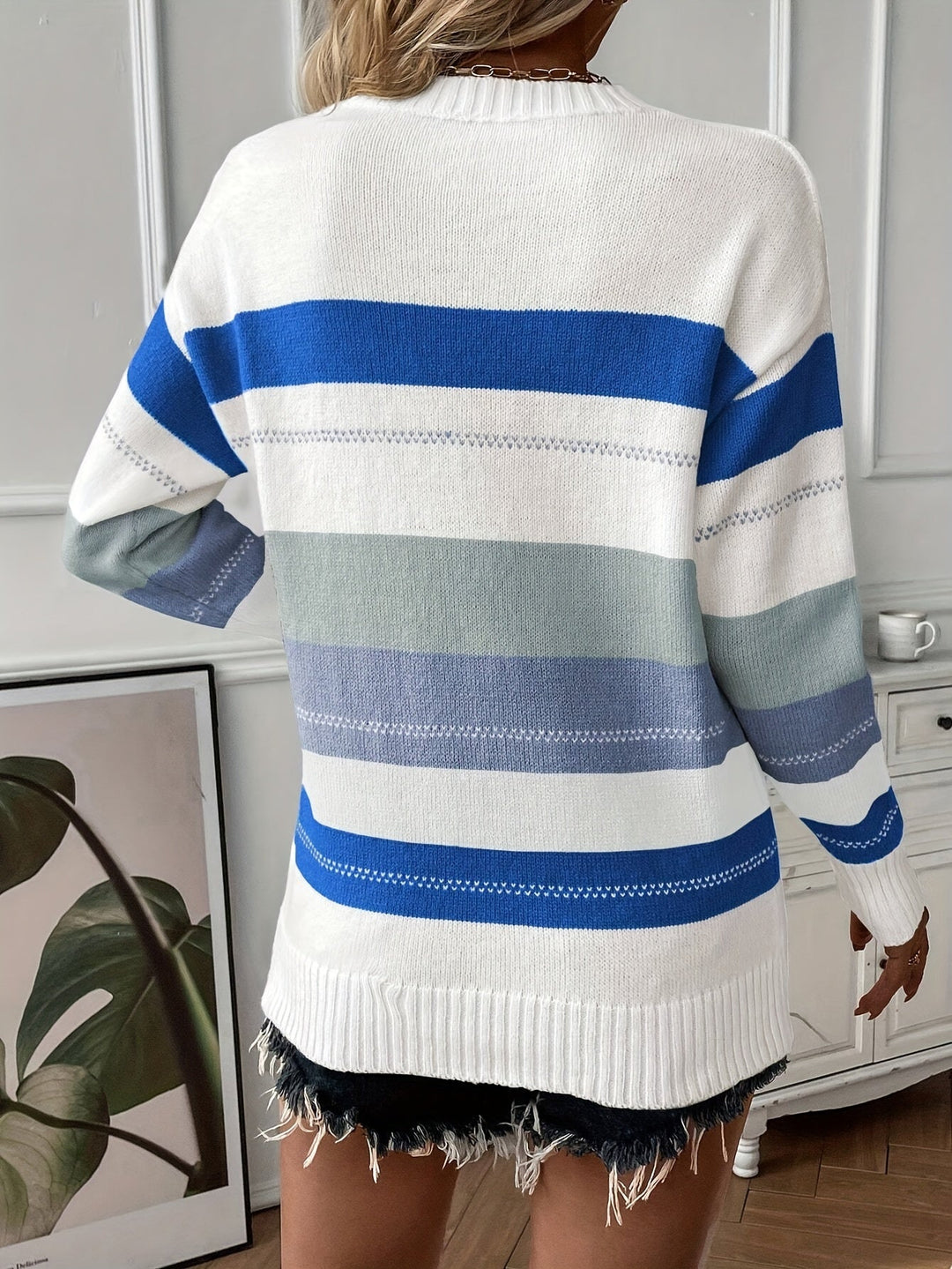 Relaxed fit color block pullover for women. Stylish and warm, great for fall and winter fashion.
