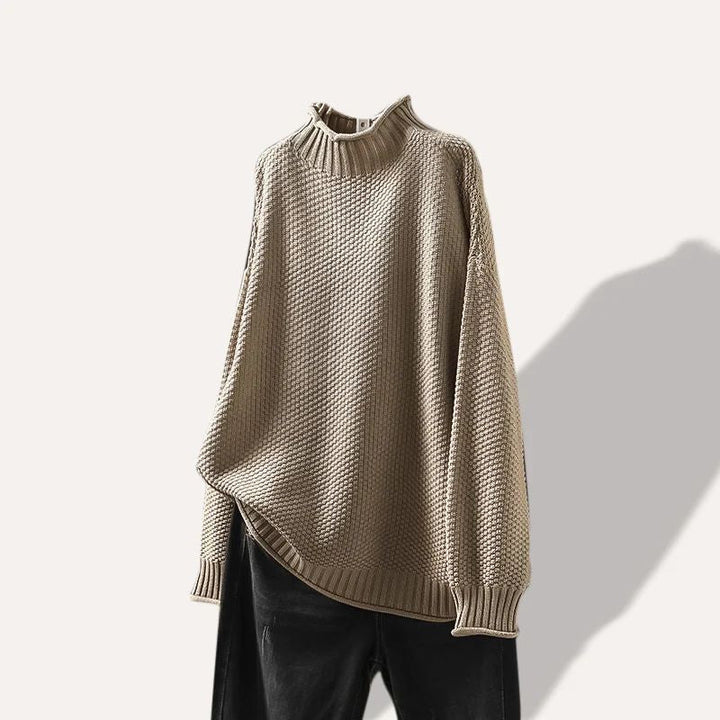 Comfortable women's knit sweater, ideal for fall & winter. Soft, long-sleeve, and perfect for daily wear.