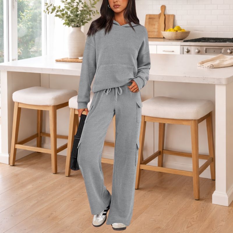 Versatile women's knit lounge set. Comfortable two-piece outfit with hoodie & wide-leg pants for everyday style.