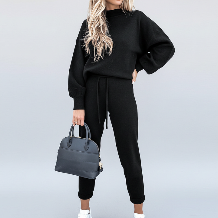 Women's casual oversized two-piece set, soft knit fabric, perfect for home or everyday wear