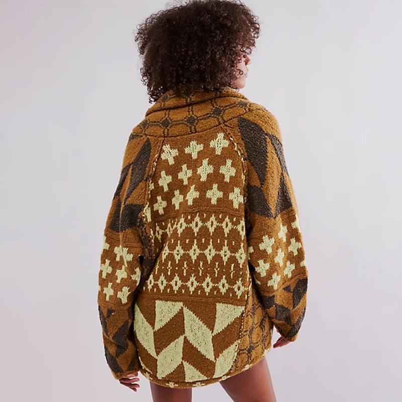 Soft knitted women's oversized cardigan. A comfortable, long sleeve sweater for chilly fall days.