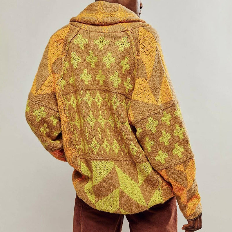 Versatile women's oversized knitted cardigan. A warm, stylish layer for casual or dressy looks.