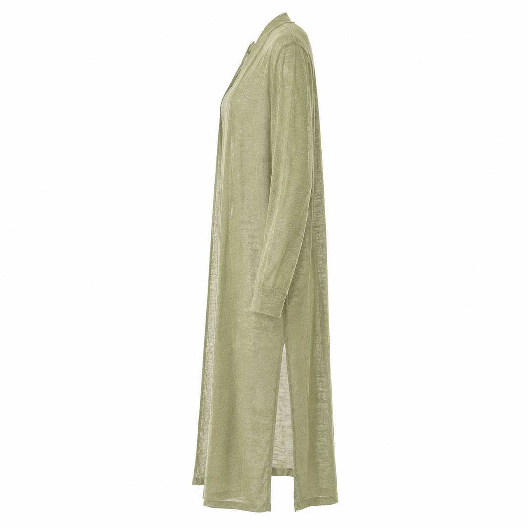 Chic women's long knit cardigan, combining warmth, coziness & effortless style for winter.
