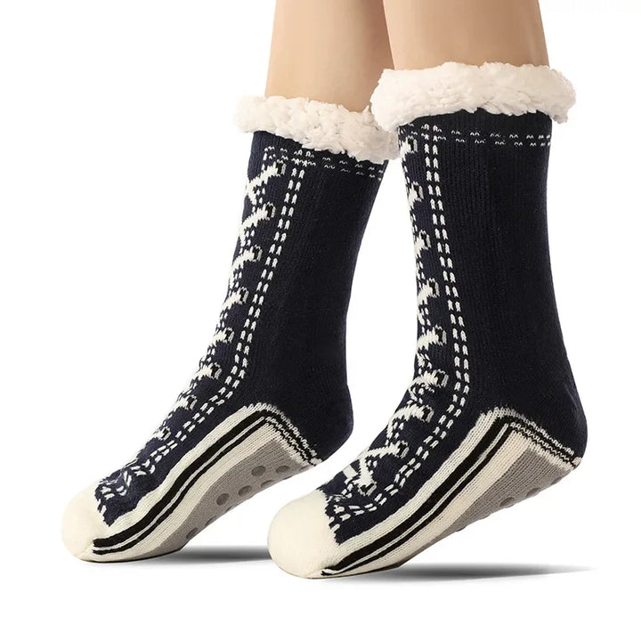 Women's cozy no-show sneaker socks in soft fabric, perfect for ultimate comfort and everyday wear.